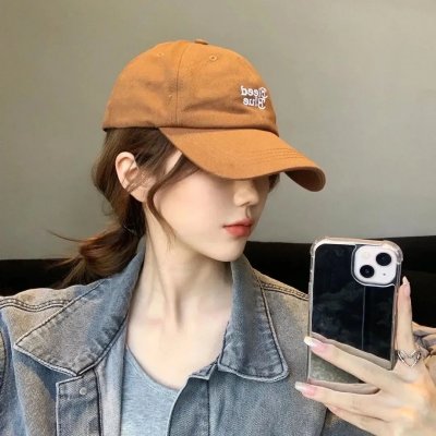 女跳水队员